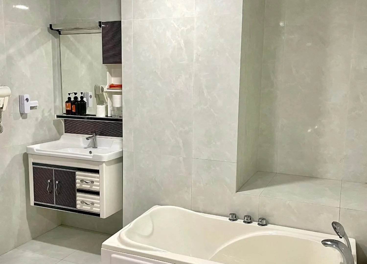Nice Blue Sea View Apartment In Vung Tau 1601