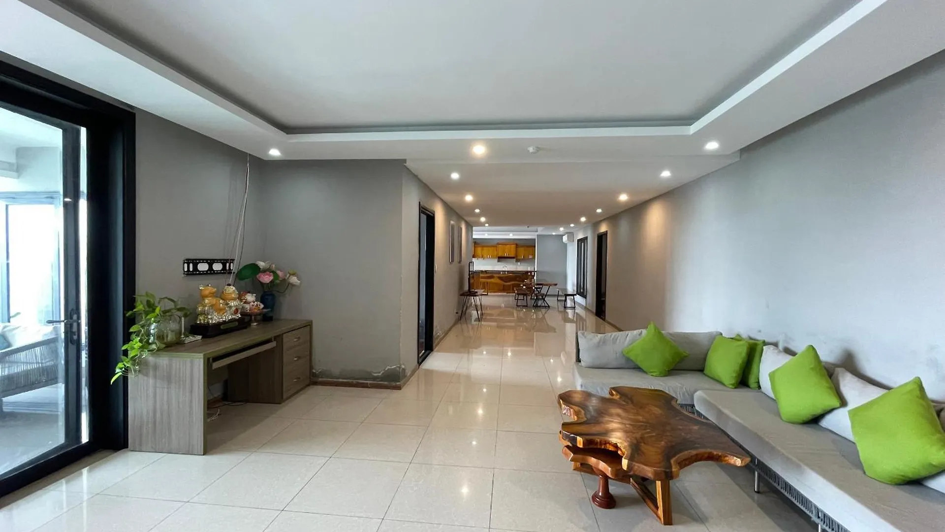 Nice Blue Sea View Apartment In Vung Tau 1601