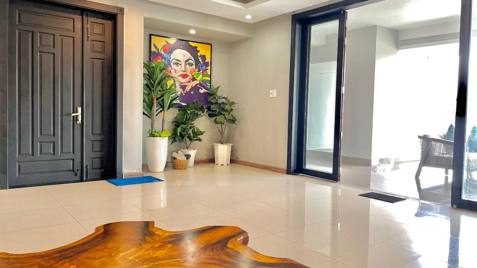 Nice Blue Sea View Apartment In Vung Tau 1601