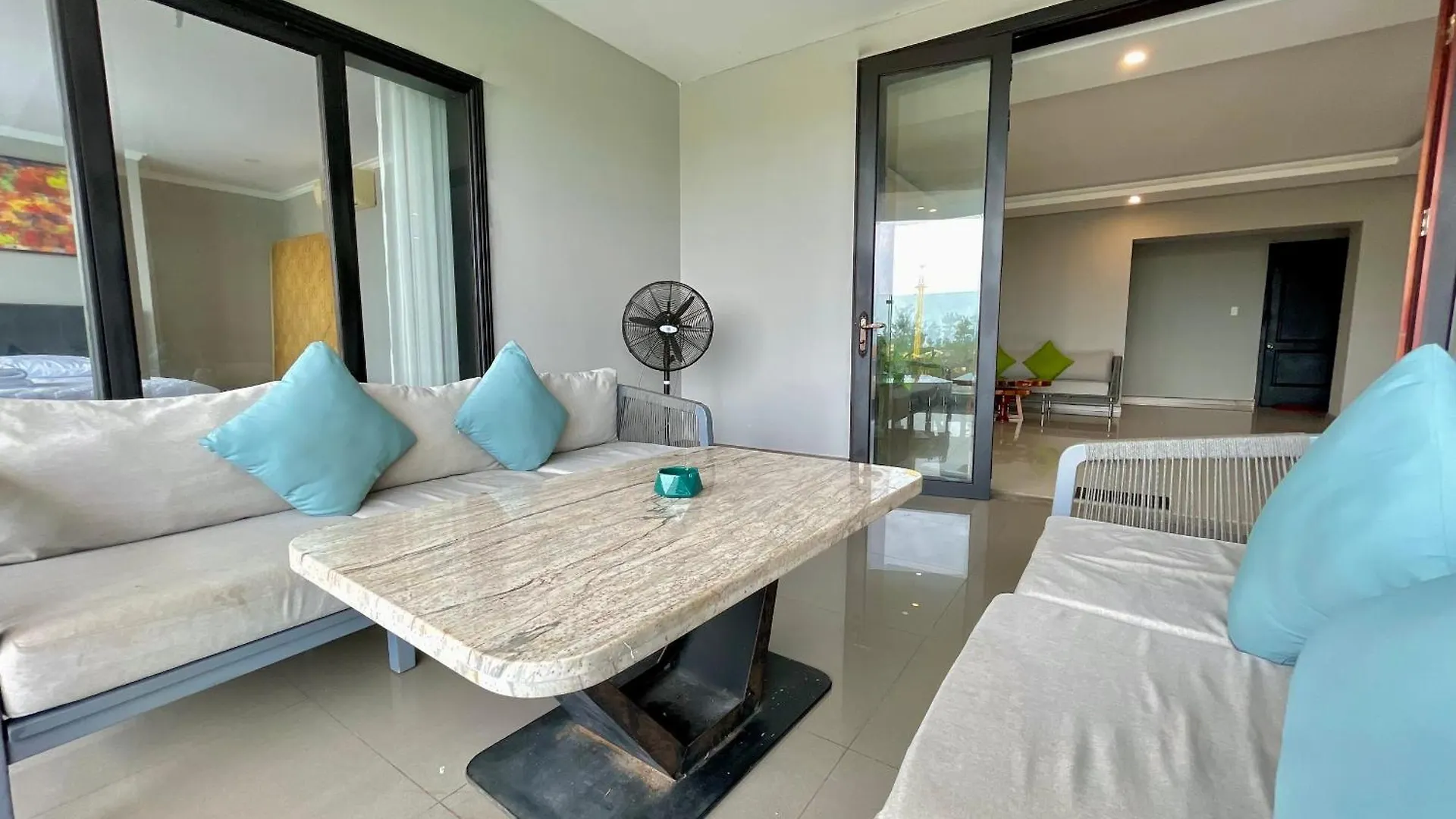 Nice Blue Sea View Apartment In Vung Tau 1601