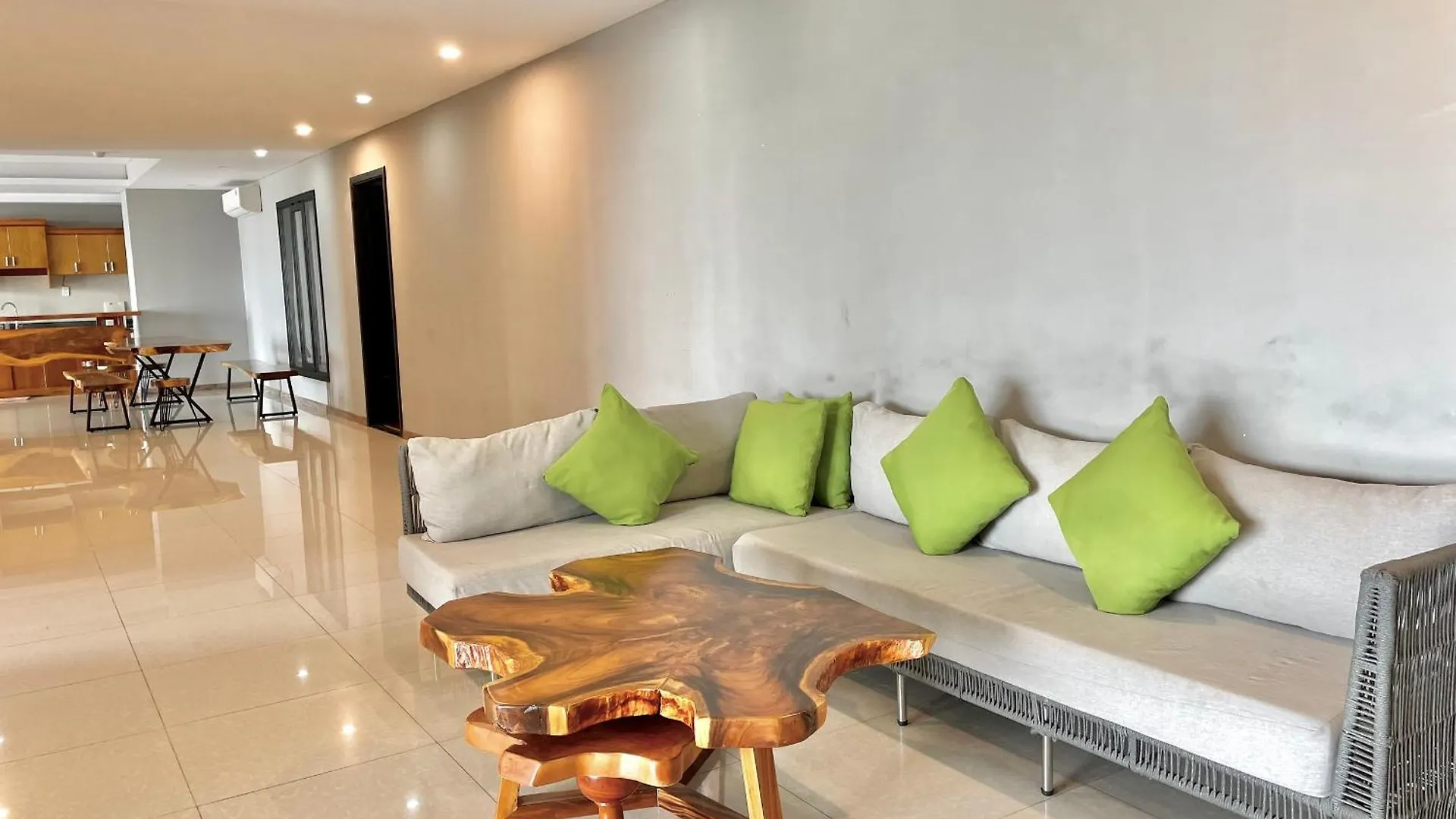 Nice Blue Sea View Apartment In Vung Tau 1601 0*,