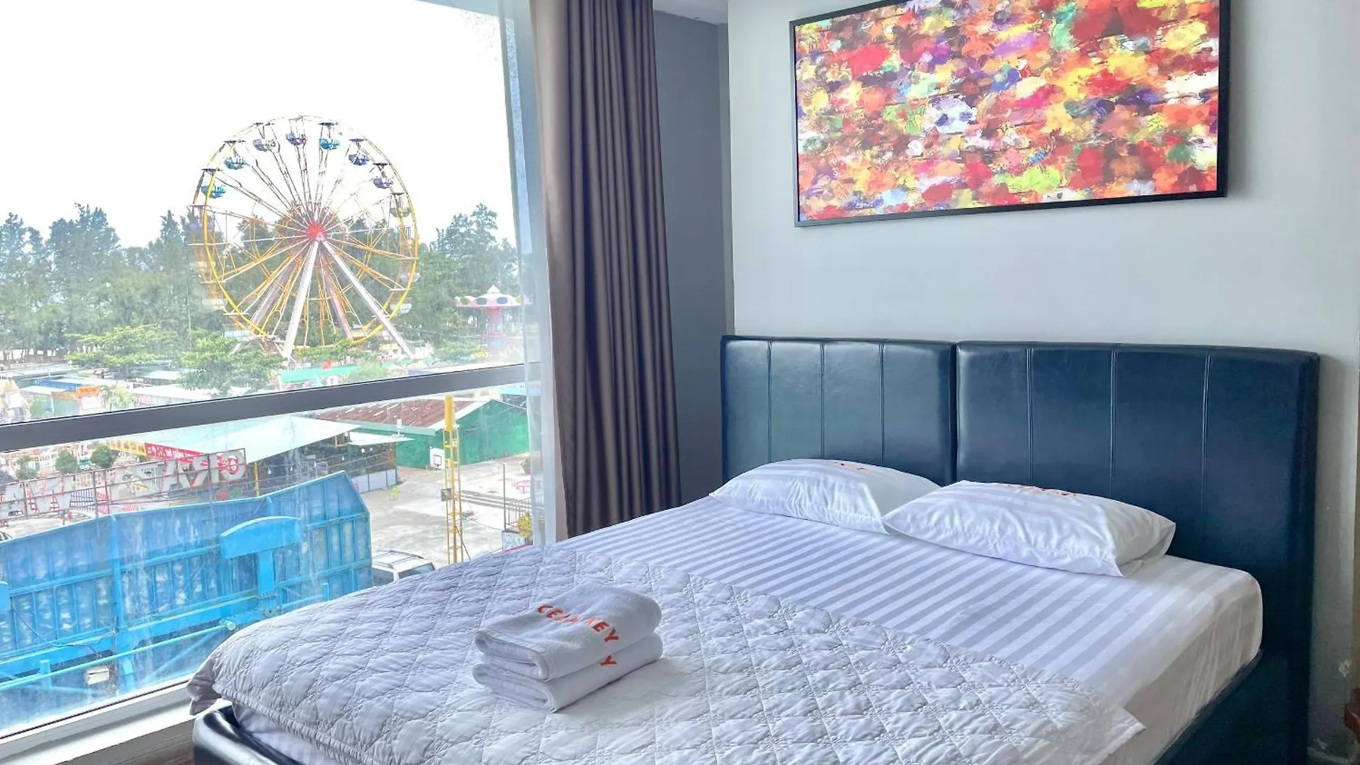 Nice Blue Sea View Apartment In Vung Tau 1601