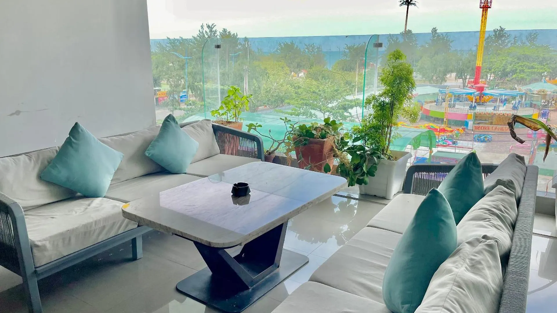 Nice Blue Sea View Apartment In Vung Tau 1601 0*,